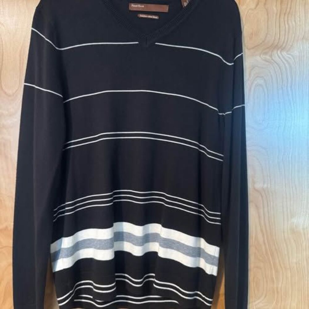 Perry Ellis V-Neck Sweater